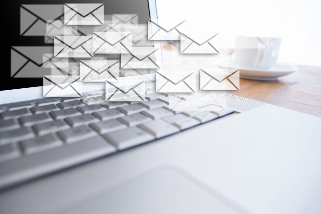 soluciones de tecnología de comunicación aplicadas al correo electrónico